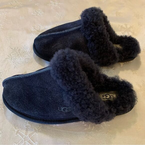 UGG Scuffette Slippers Mules Dark Blue Shearling fluffy toe box 1106872 Sz 6 - Picture 1 of 6